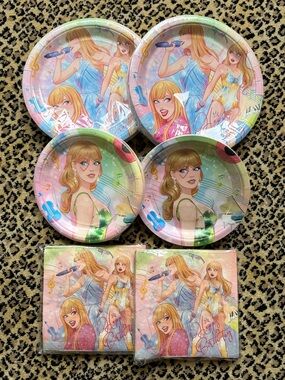 Taylor Swift birthday supplies (NIP)